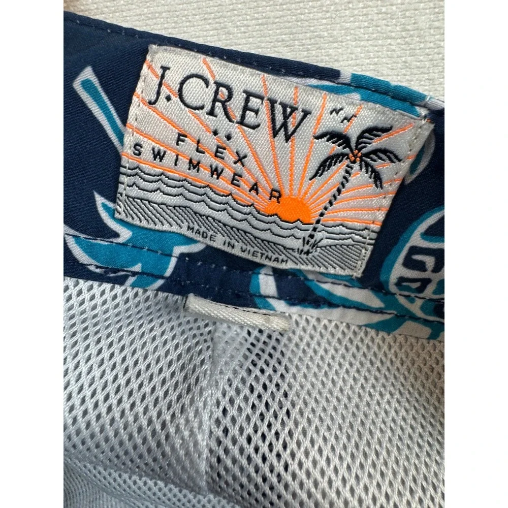 J.Crew Flex Swimwear Mens 34 Board Shorts Navy Blue Pineapple Floral Swim Trunks